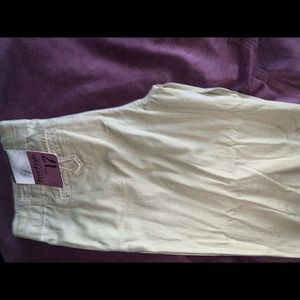 Women’s khakis pants nwt